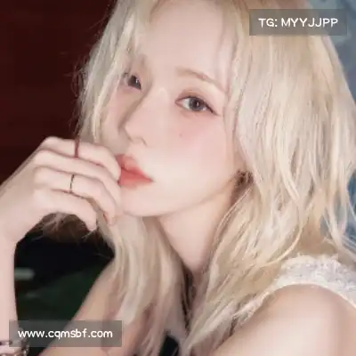 龙含雅